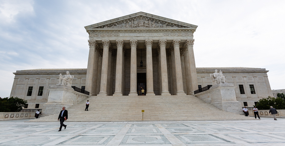 PROPERTY RIGHTS: Ag workers' unionizing case flusters Supreme Court justices - E&E News